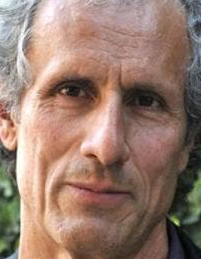 Paolo Barnard