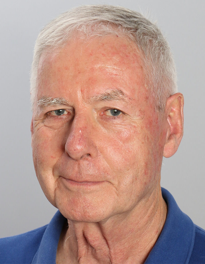 Dr Helmut Sterz